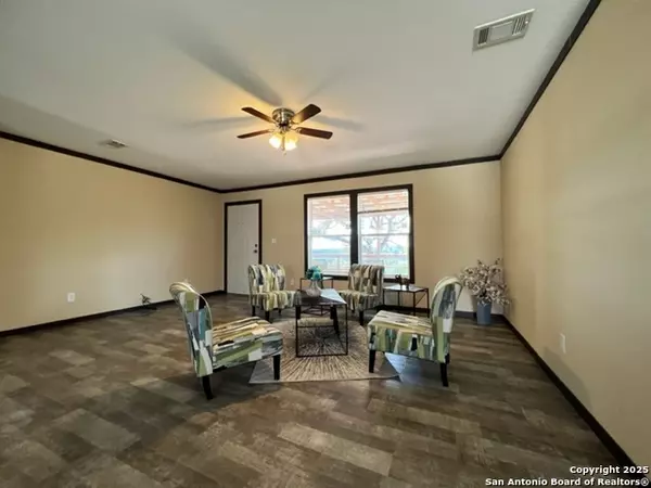 Spring Branch, TX 78070,833 Cimarron