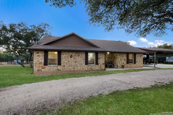 Hondo, TX 78861,417 CR 2471