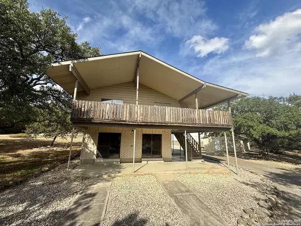 275 Halm, Canyon Lake, TX 78133