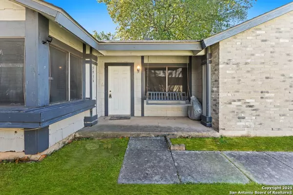 San Antonio, TX 78247,5936 Misty Glen