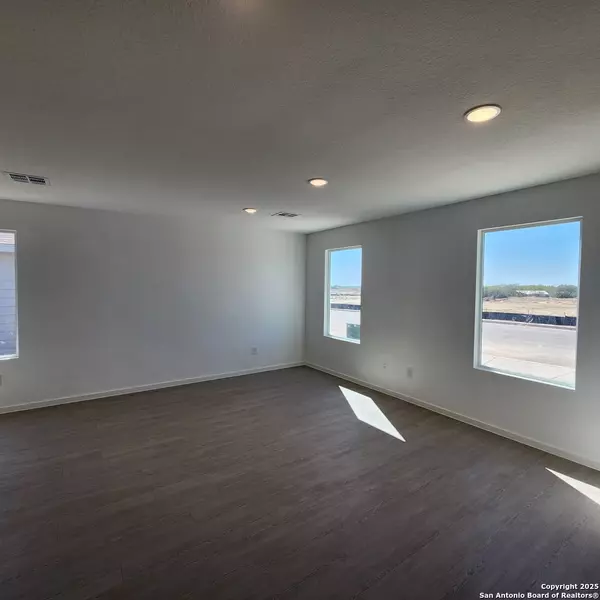 San Antonio, TX 78263,7204 India Star