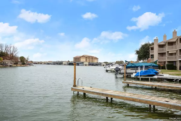 Horseshoe Bay, TX 78657,509 Short Circuit UNIT # 101