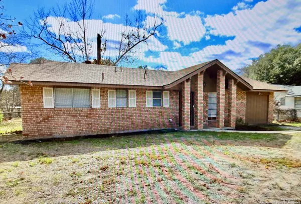 Devine, TX 78016,315 Mockingbird