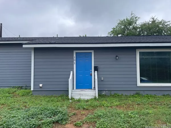 103 Saint Martin, San Antonio, TX 78202