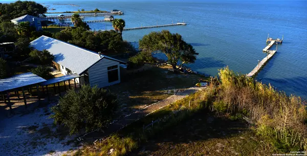 6031 Loop 1781, Rockport, TX 78382