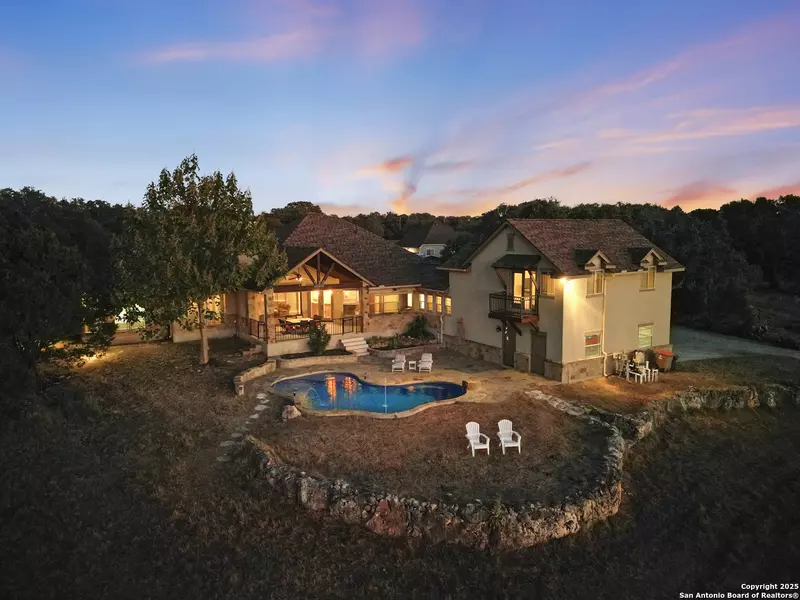 957 Phantom Rider, Spring Branch, TX 78070