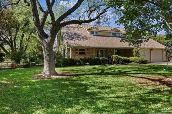 Universal City, TX 78148,212 National