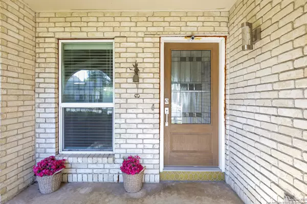 San Antonio, TX 78216,11827 Persuasion