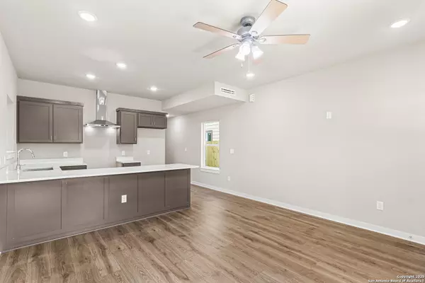 San Antonio, TX 78210,851 Porter St