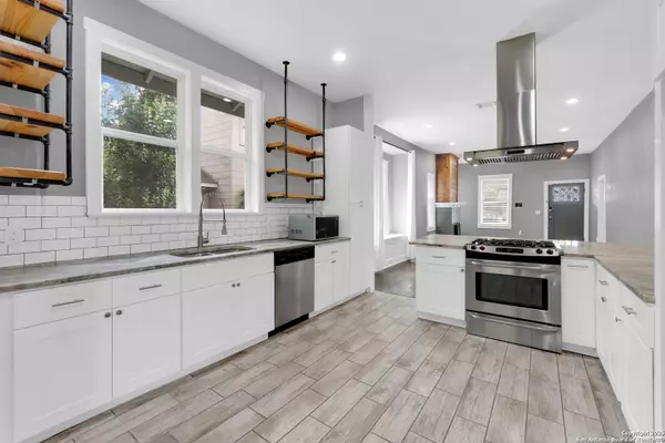 339 Wilkens, San Antonio, TX 78210