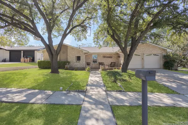 6114 Forest Wood, San Antonio, TX 78240