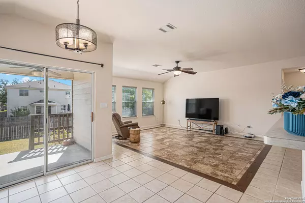 Cibolo, TX 78108,117 Hidden Fawn