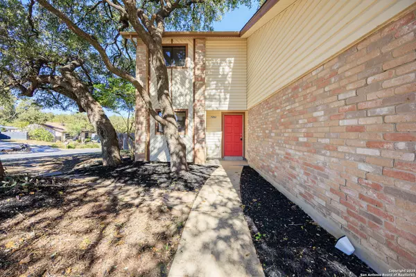 Live Oak, TX 78233-4207,7203 FAROS CT