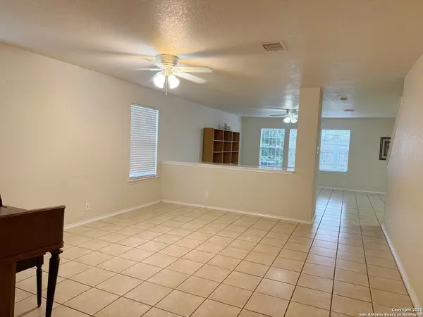 San Antonio, TX 78249,115 Adelaide Oaks