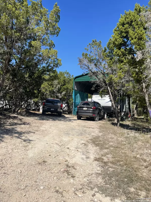 Bandera, TX 78003,342 Park