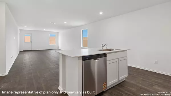 San Antonio, TX 78221,1019 Asturias Pass