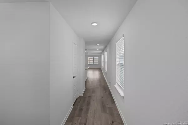 Converse, TX 78109,10207 MONTE CARMEL PLACE