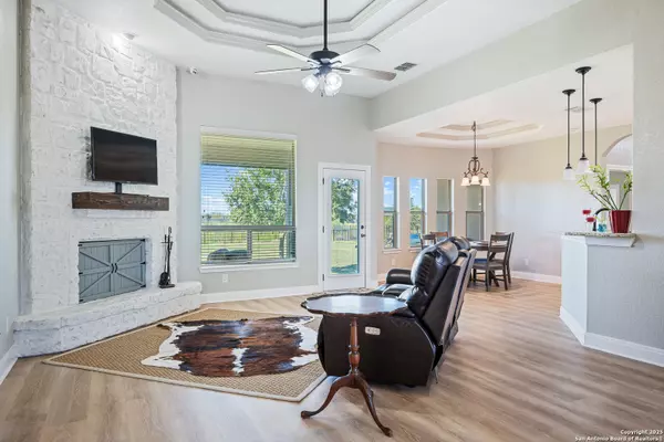 Lytle, TX 78052,16026 Lake Shore Dr