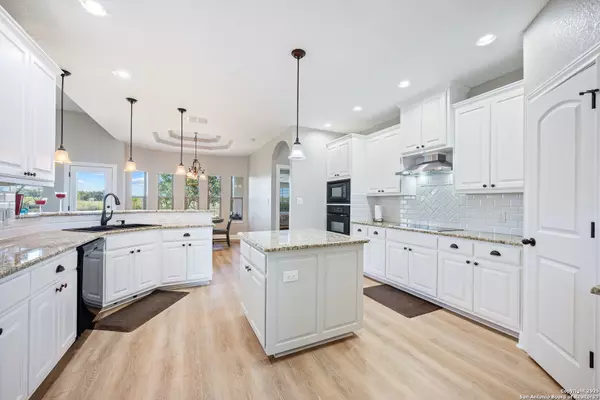 Lytle, TX 78052,16026 Lake Shore Dr