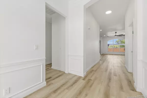 San Antonio, TX 78249,6403 Jade Meadow