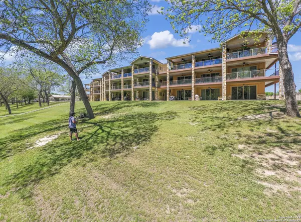 New Braunfels, TX 78132,540 RIVER RUN UNIT 301