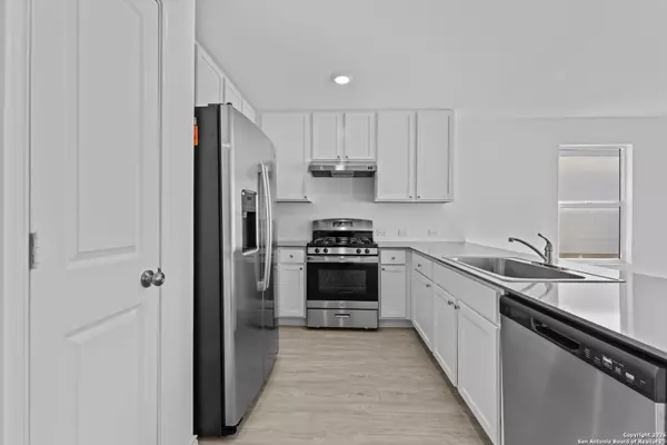 San Antonio, TX 78223,3626 Greensfield Way