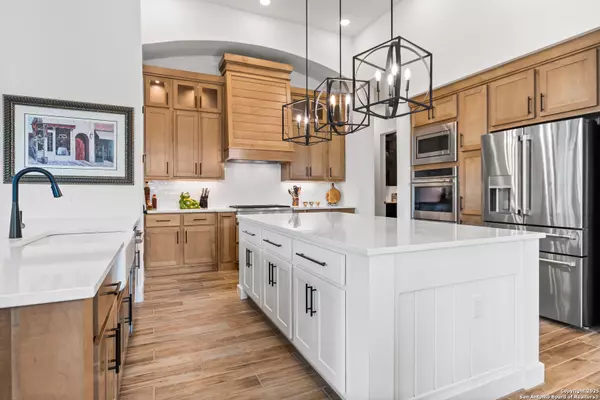 Bulverde, TX 78163-3515,1390 LYME PARK