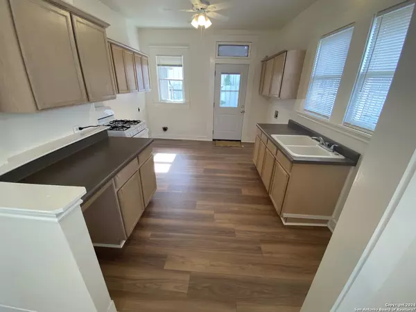 San Antonio, TX 78212-4918,610 CROFT TRACE LN