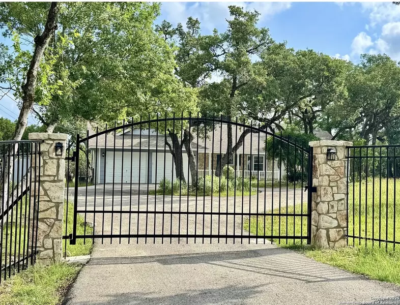 1665 Sparkman, Boerne, TX 78006