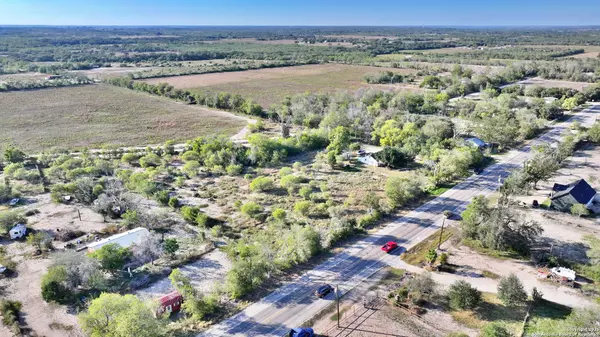 Natalia, TX 78059,19424 Fm 471