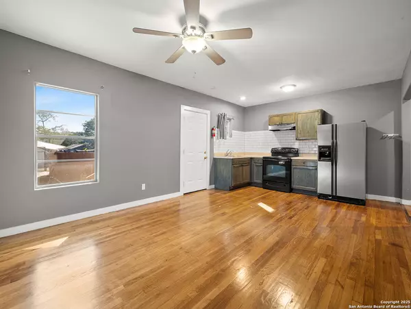 San Antonio, TX 78210,206 Rigsby