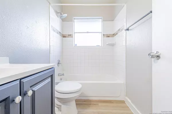 San Antonio, TX 78242,6134 Cedar Valley