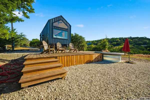 Fredericksburg, TX 78624,309 Walnut