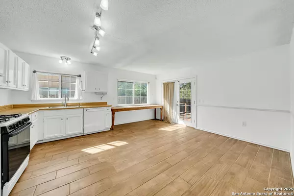 San Antonio, TX 78233,5719 Fort Clinton