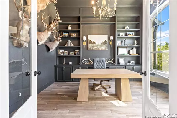 San Antonio, TX 78260,2141 Glendon