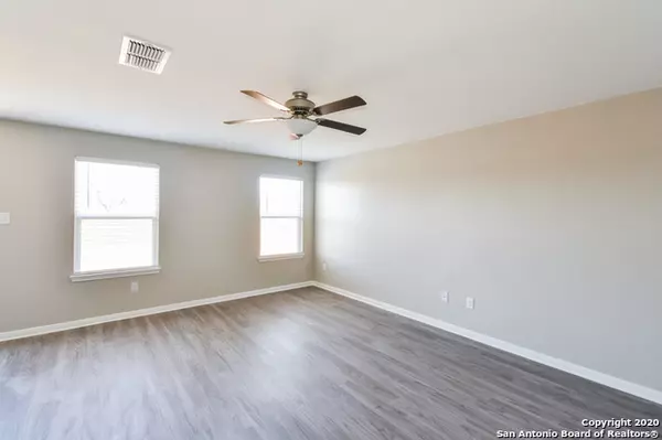 San Antonio, TX 78222,3227 Begonia