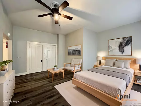 San Antonio, TX 78215,319 Army Blvd UNIT 4