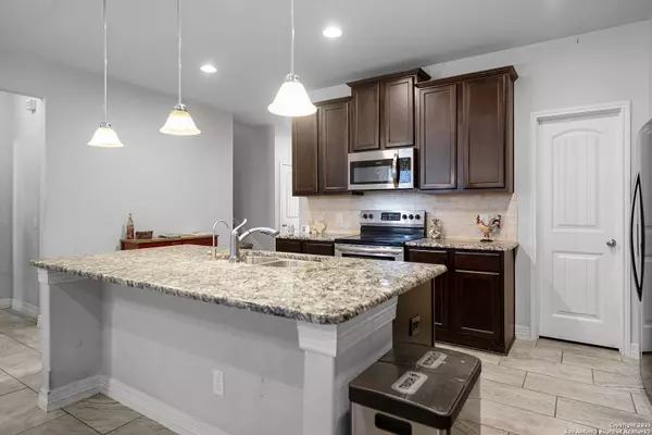 New Braunfels, TX 78130,811 Low Cloud