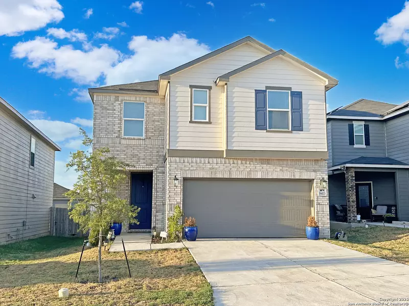 8413 Amistad Cv, Converse, TX 78109