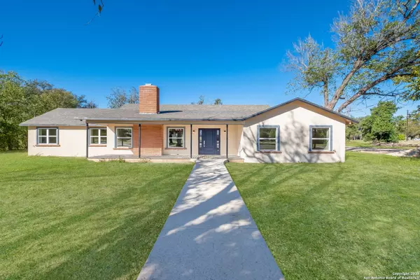 355 Fm 1796, Dhanis, TX 78850