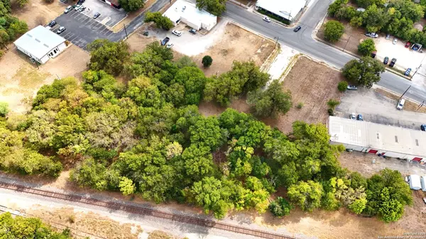 San Marcos, TX 78666,215 Cheatham