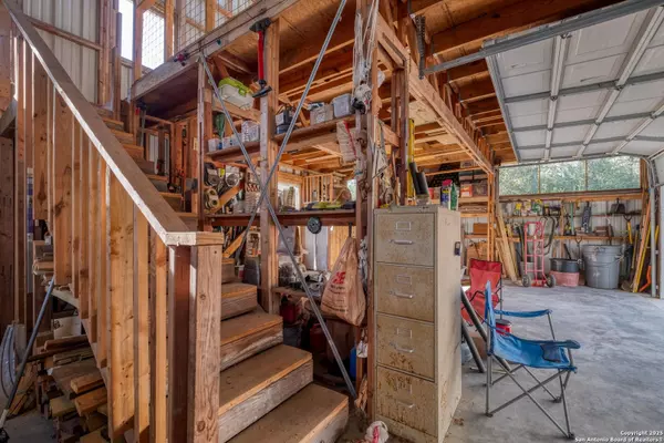 Luling, TX 78648,123 Bowie