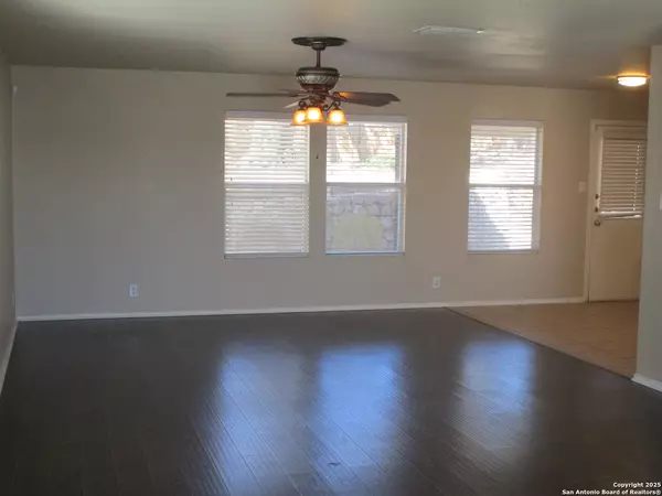 San Antonio, TX 78261,3531 Longhorn