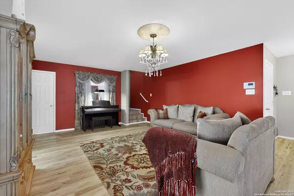 San Antonio, TX 78261,24222 Waterwell Oaks