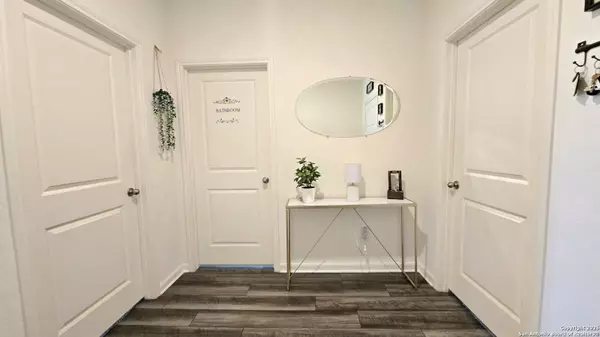 San Antonio, TX 78253,7418 Guadalupe Peak