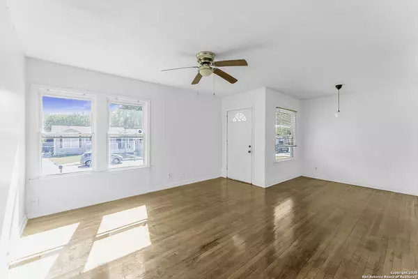 San Antonio, TX 78209,139 Belfast