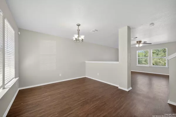 Converse, TX 78109-3926,9619 COPPER SPG