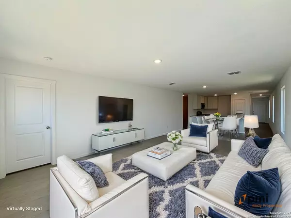 Converse, TX 78109,10040 MATHER WAY