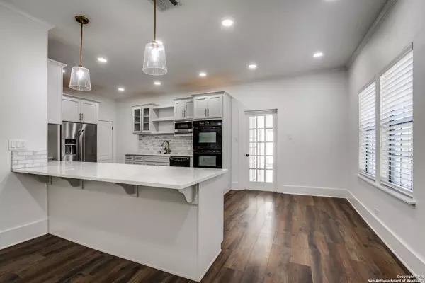 Alamo Heights, TX 78209,230 Normandy