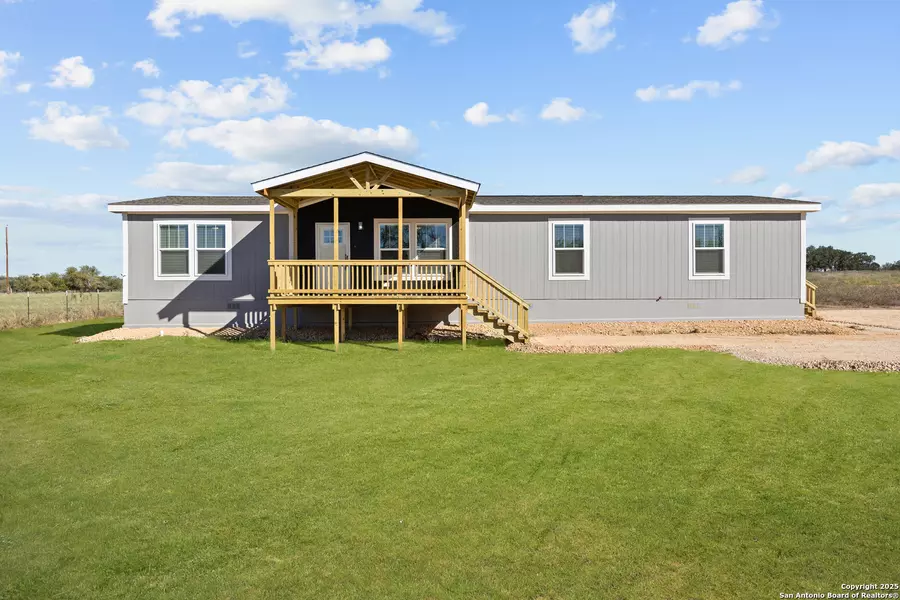 2354 Stevens Rd, Somerset, TX 78069